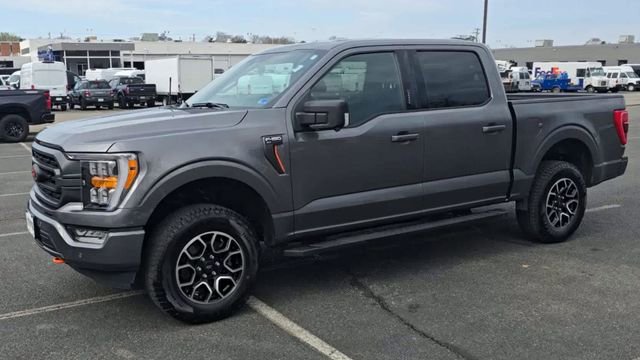 Certified 2022 Ford F150 XLT w/ Equipment Group 302A High image 5