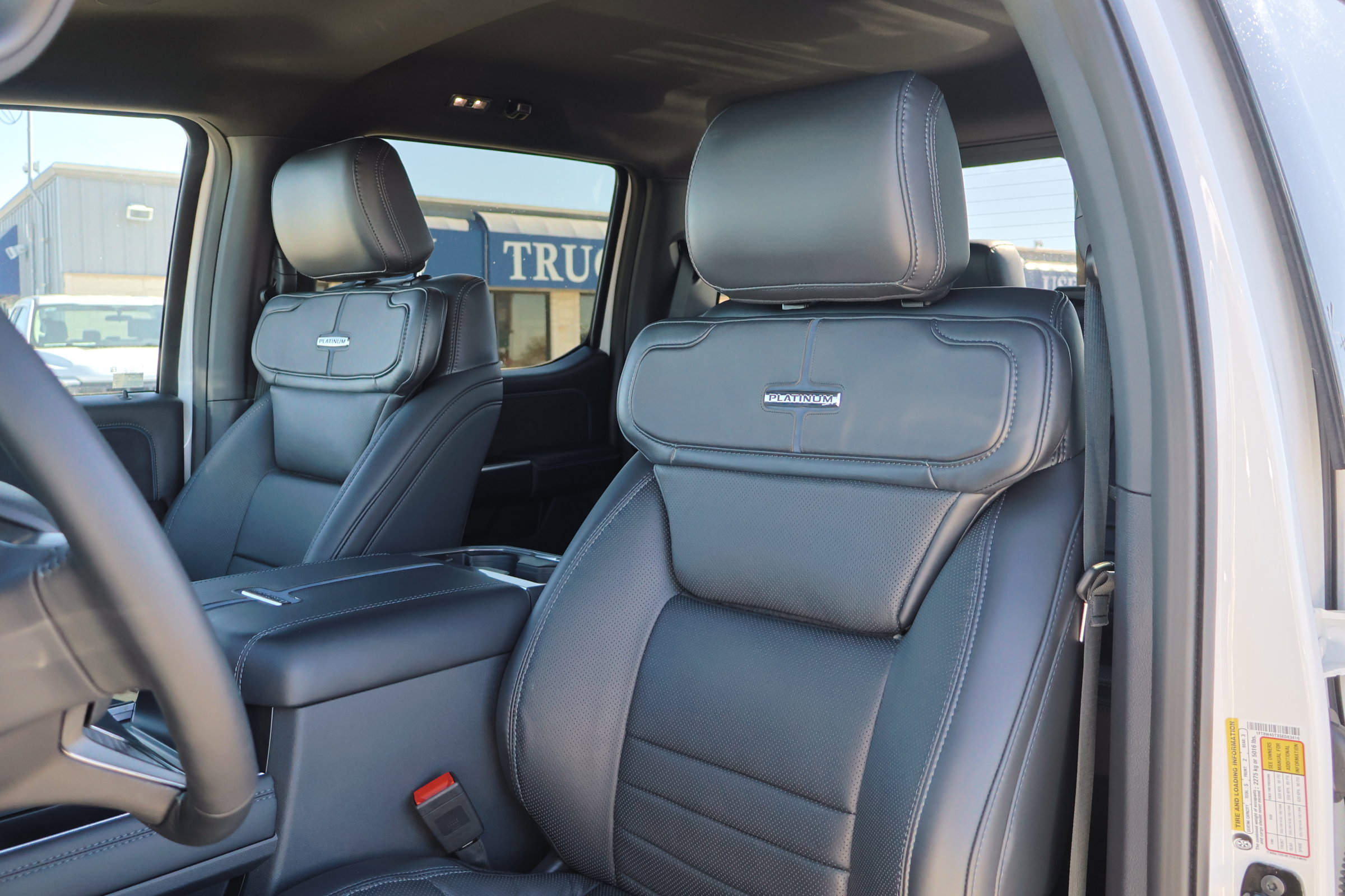 Certified 2025 Ford F450 Platinum image 18