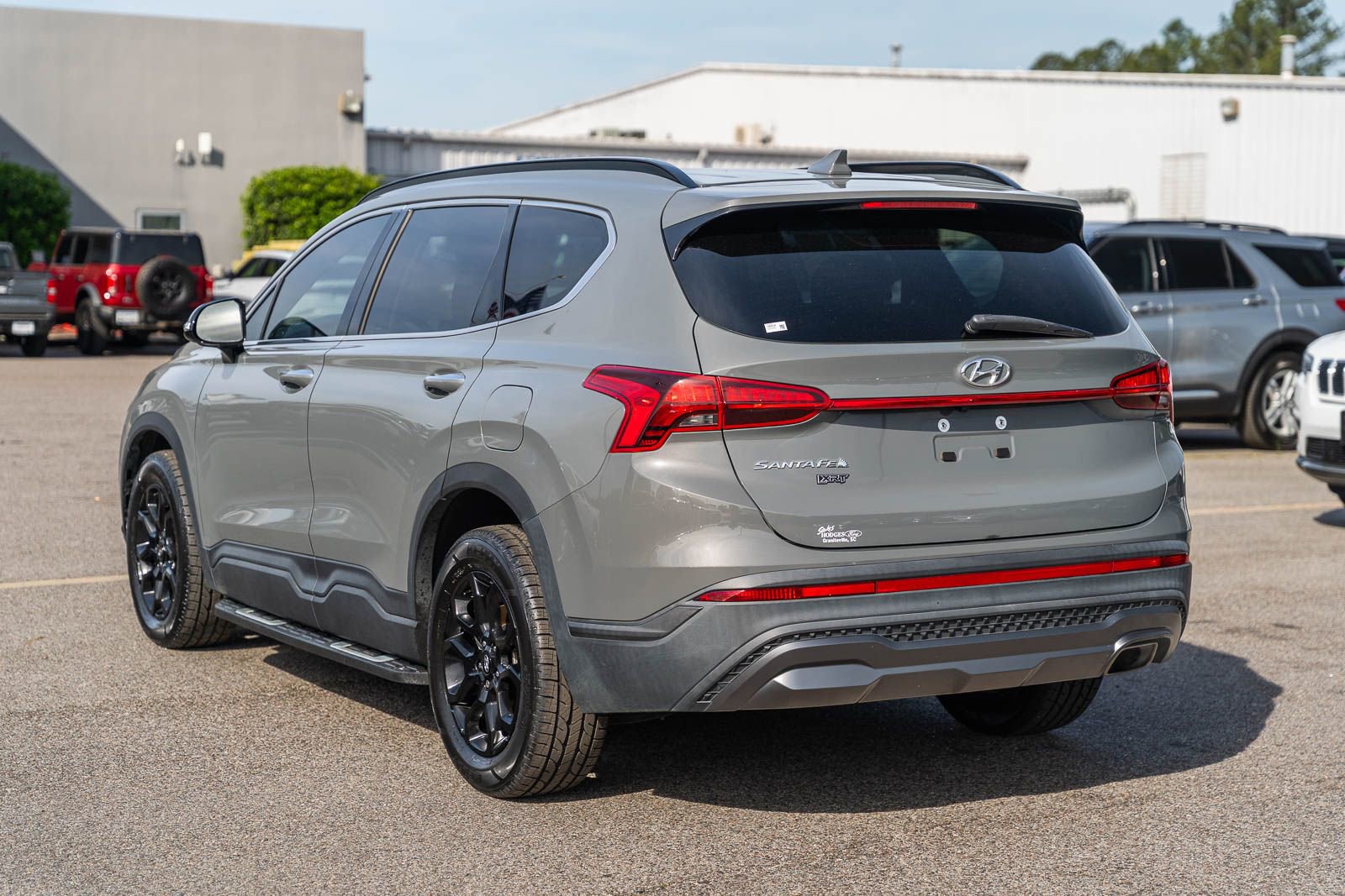 Used 2023 Hyundai Santa Fe XRT FWD image 5