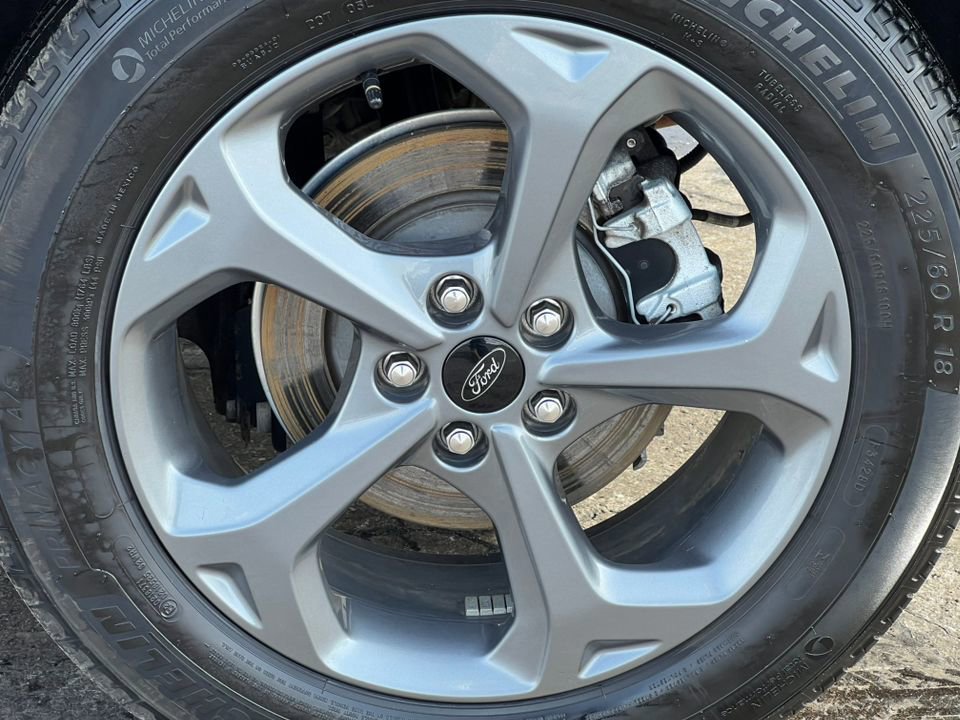 Certified 2023 Ford Escape ST-Line w/ Tech Pack #1 image 13