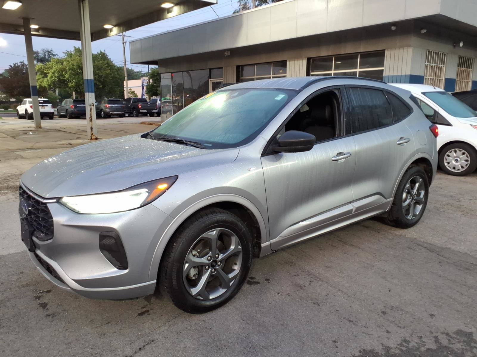 Certified 2024 Ford Escape ST-Line AWD/4WD image 7