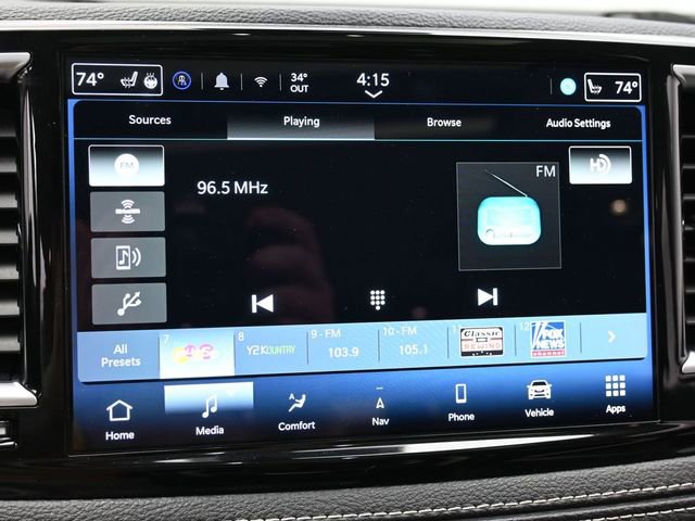 Used 2024 Chrysler Pacifica Limited image 19