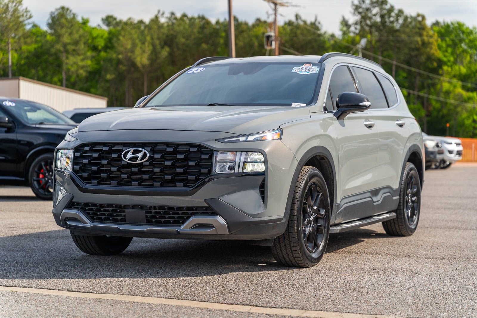 Used 2023 Hyundai Santa Fe XRT FWD image 3