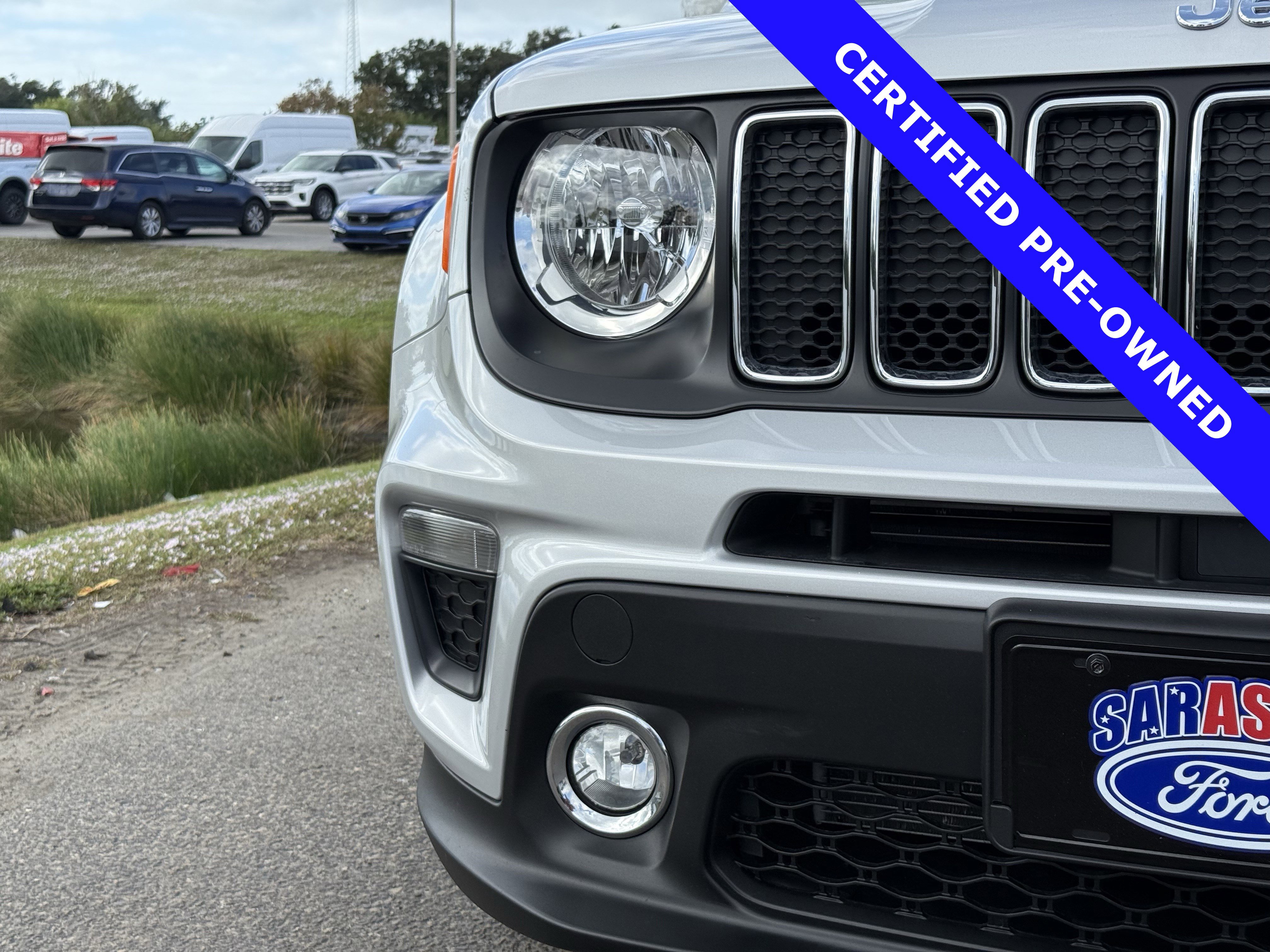 Used 2021 Jeep Renegade Latitude image 9