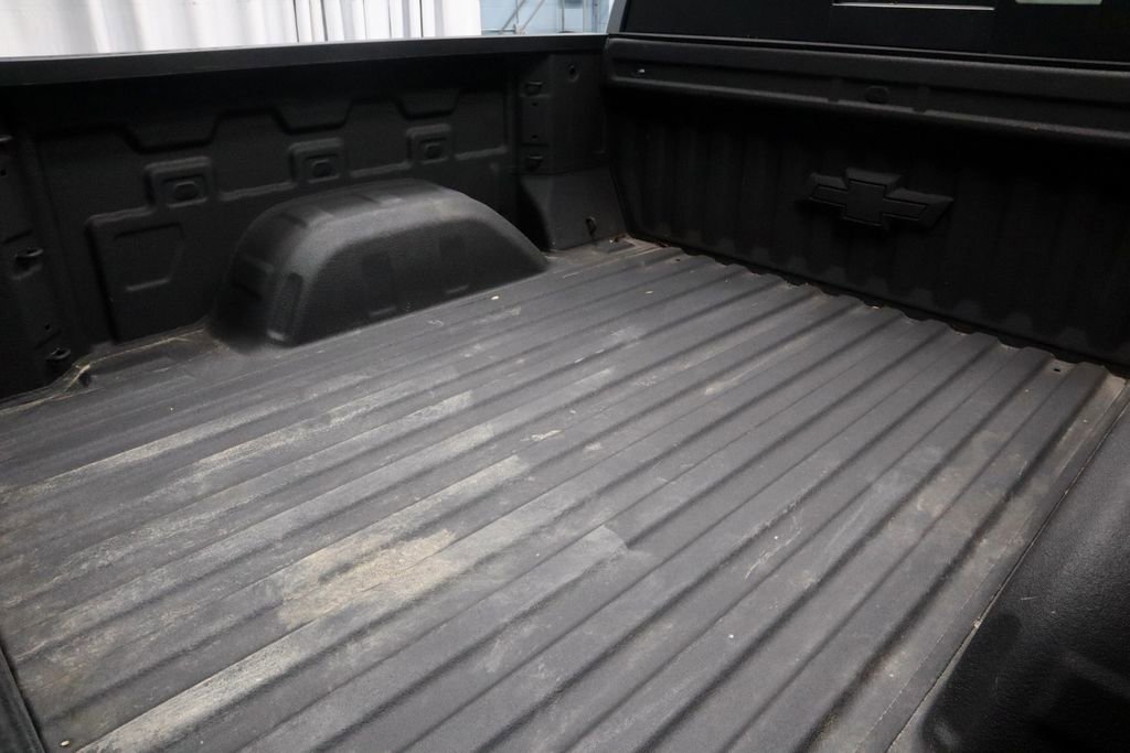 Used 2025 Chevrolet Silverado 1500 LT Trail Boss w/ Convenience Package II image 16