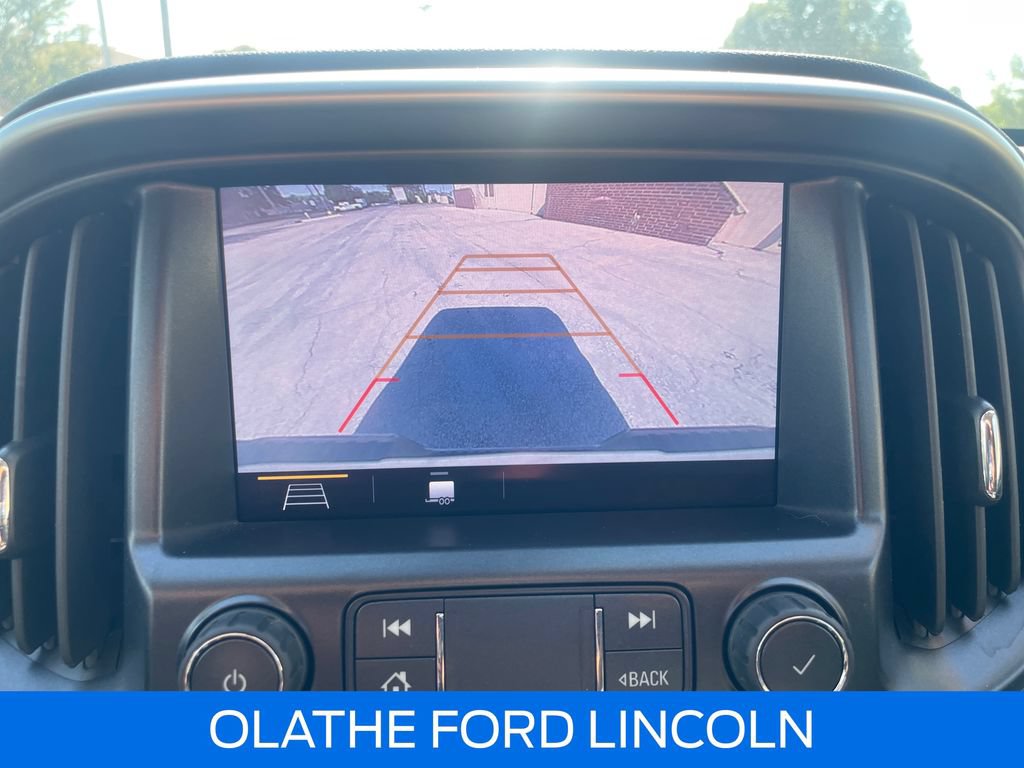 Used 2020 Chevrolet Colorado LT w/ LT Convenience Package AWD/4WD image 24