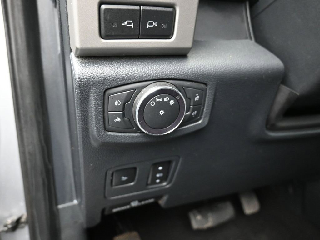 Certified 2022 Ford F350 Lariat w/ Lariat Ultimate Package image 13