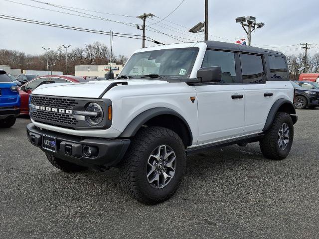 Certified 2023 Ford Bronco Badlands AWD/4WD image 3