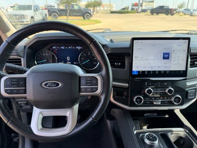 Certified 2024 Ford Expedition XLT RWD image 15