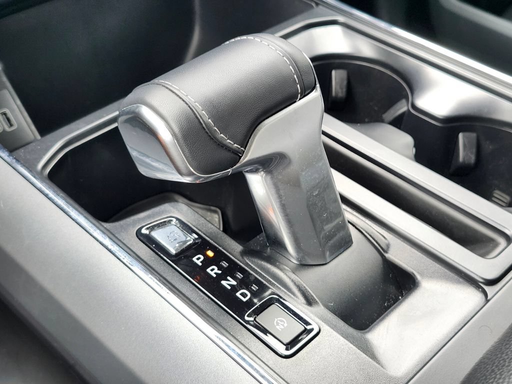 Certified 2025 Ford F150 Lightning Flash AWD/4WD image 26
