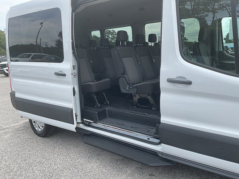 Certified 2024 Ford Transit 350 XLT RWD image 18