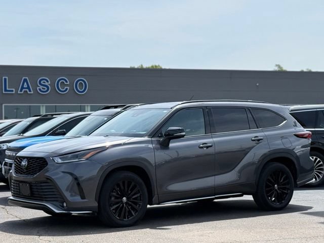 Used 2025 Toyota Highlander XSE AWD/4WD image 35