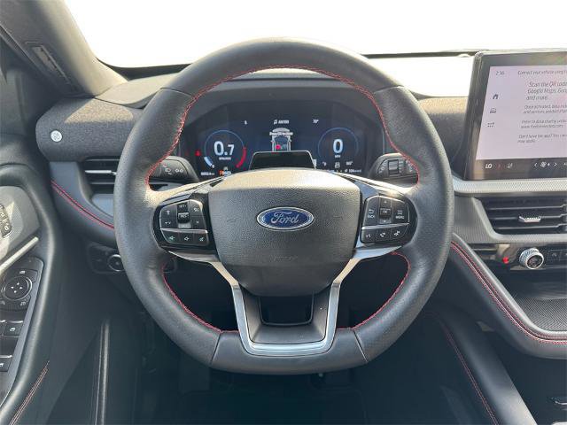 Certified 2025 Ford Explorer ST-Line image 12