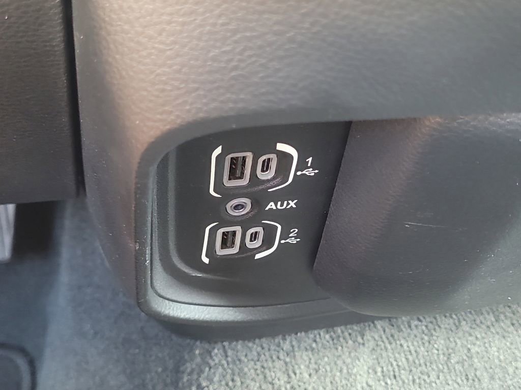 Used 2024 RAM 1500 Big Horn image 23