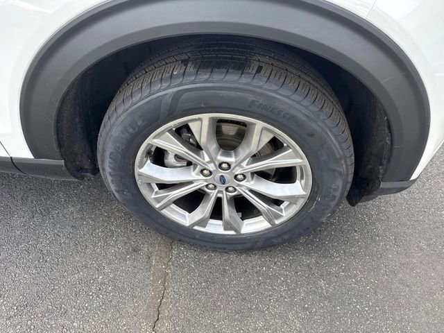 Certified 2023 Ford Explorer XLT w/ Equipment Group 202A image 13