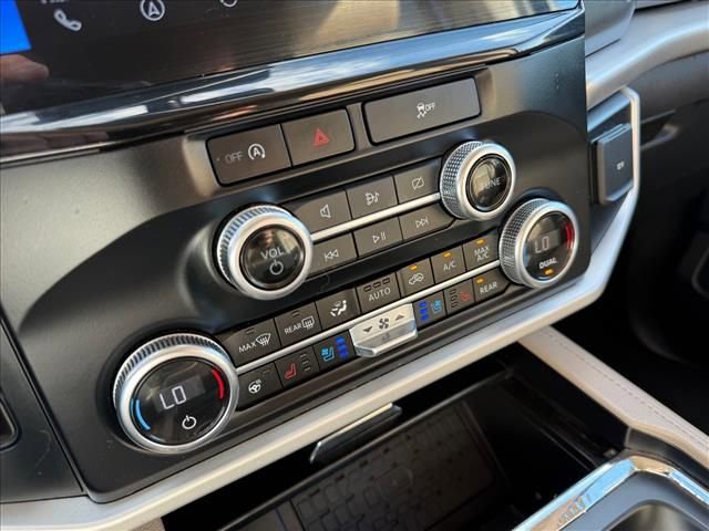 Certified 2024 Ford Expedition Max XLT RWD image 17