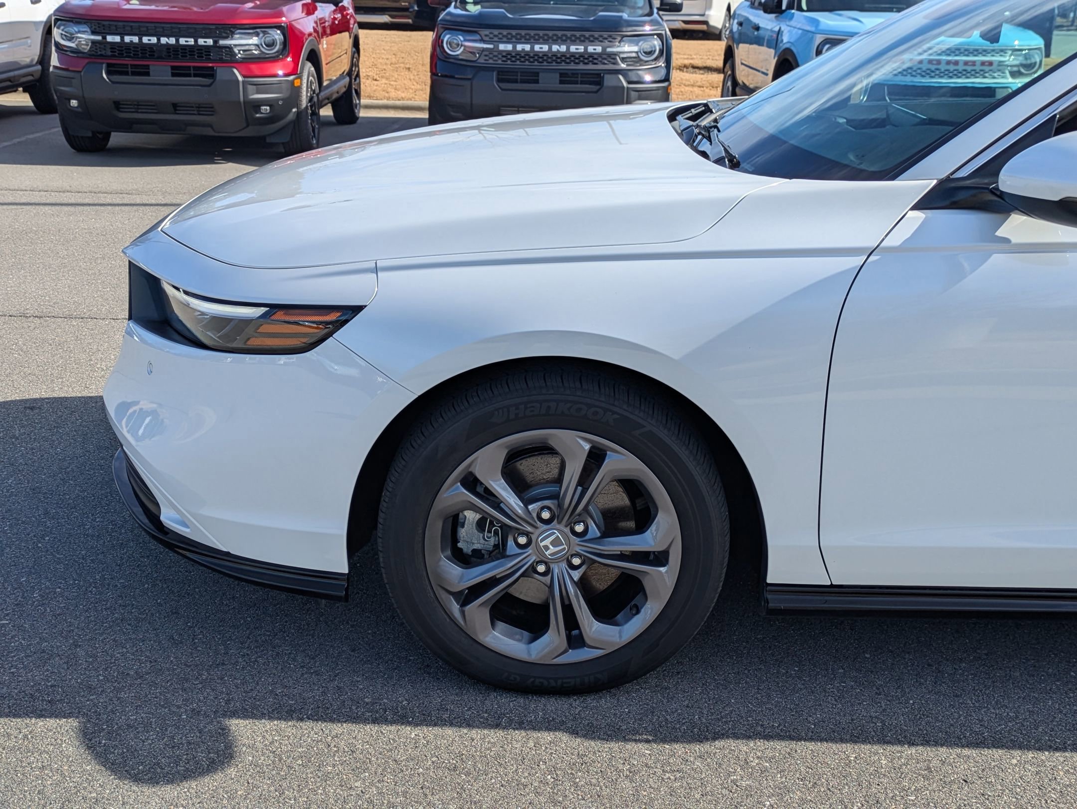 Used 2024 Honda Accord EX-L image 11