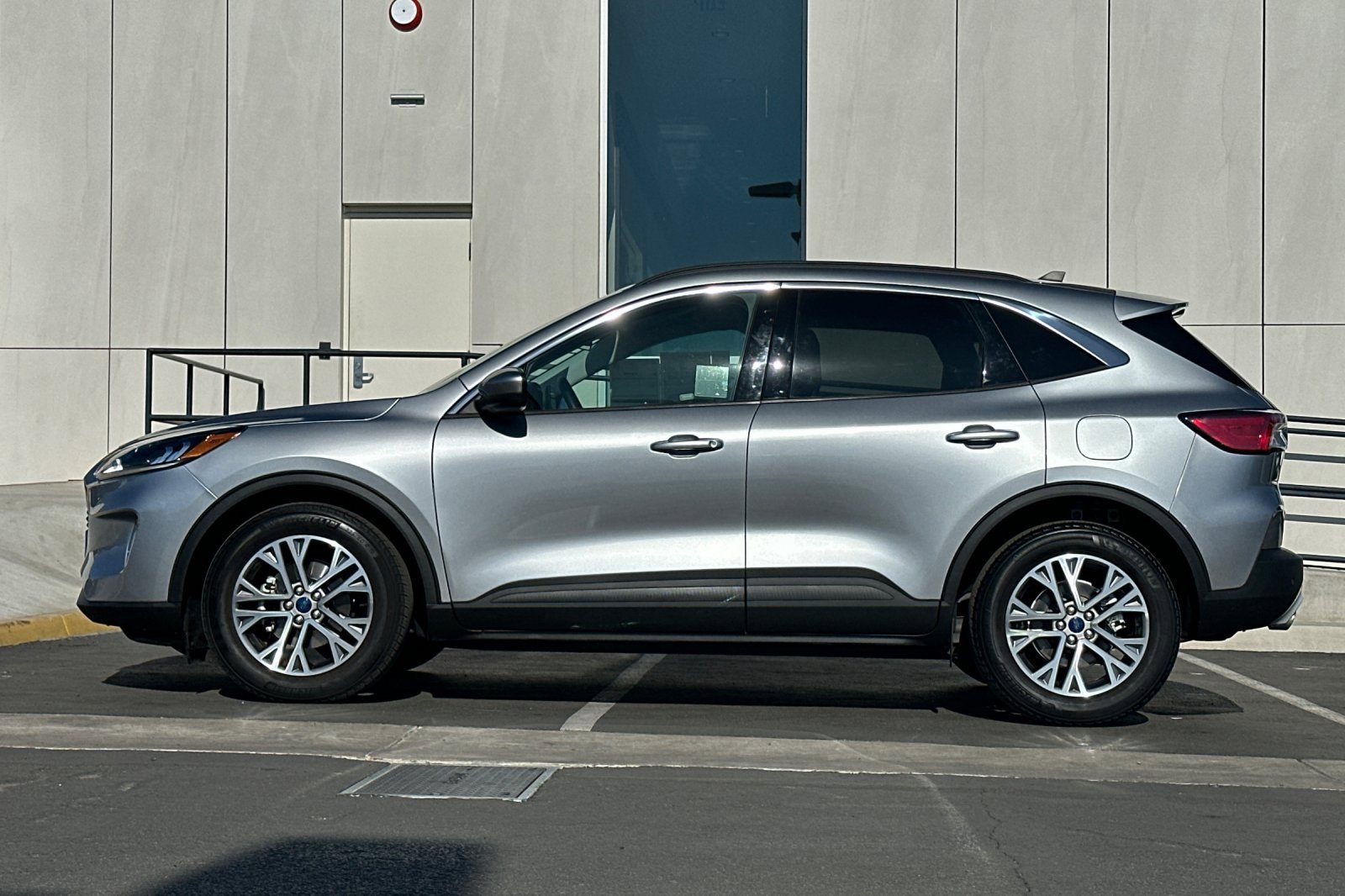 Certified 2022 Ford Escape SEL image 6