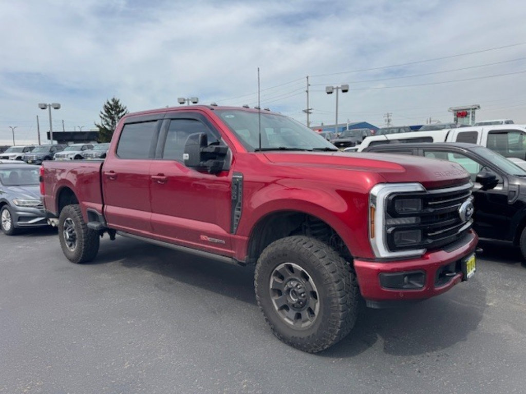 Certified 2025 Ford F350 Platinum w/ Tremor Off-Road Package AWD/4WD image 1
