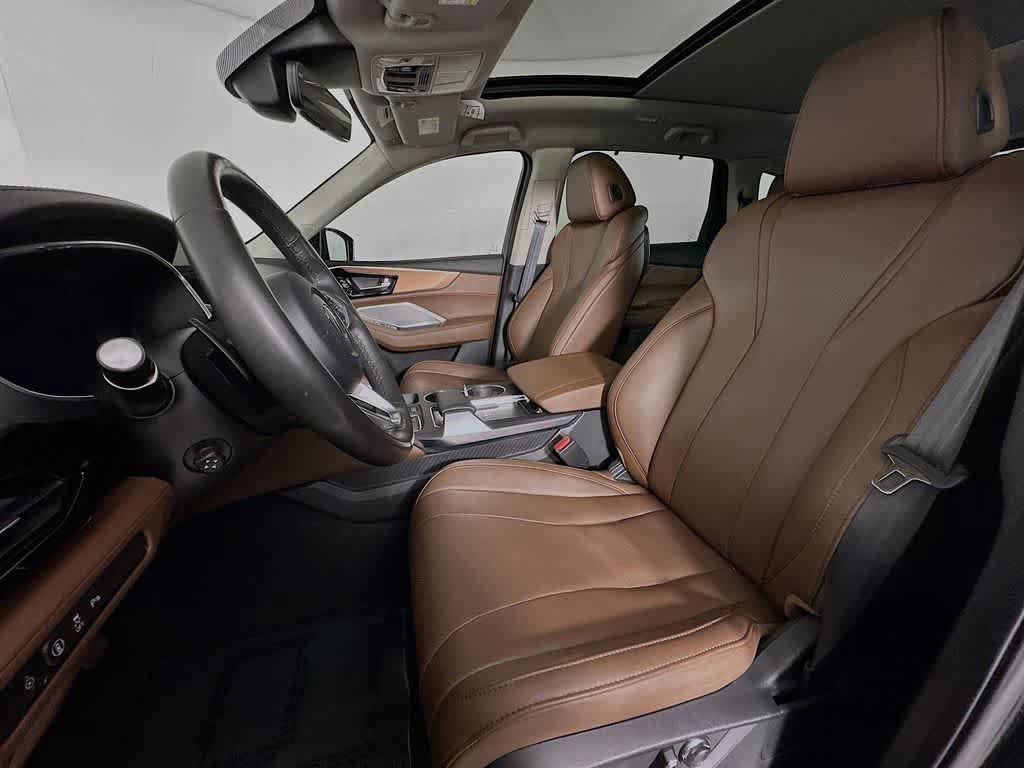 Used 2024 Acura MDX SH-AWD w/ Technology Package image 11