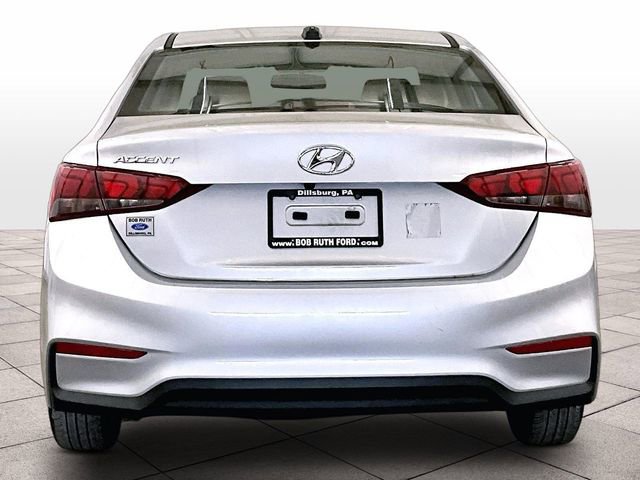 Used 2022 Hyundai Accent SEL FWD image 4
