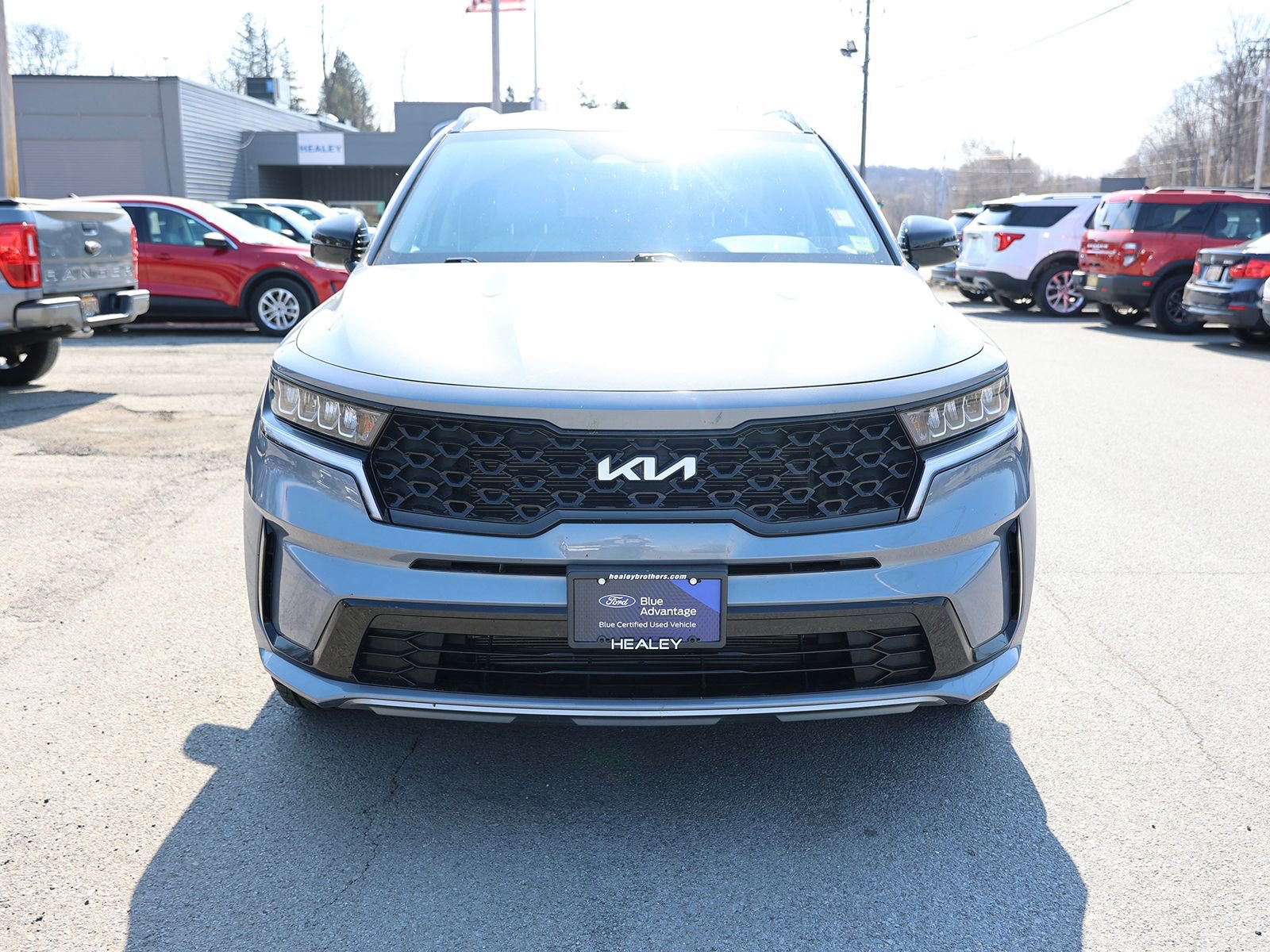 Used 2023 Kia Sorento S FWD image 2