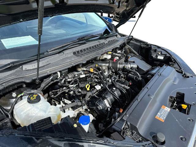 Certified 2024 Ford Edge Titanium AWD/4WD image 21