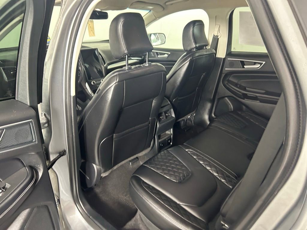Certified 2024 Ford Edge Titanium AWD/4WD image 14