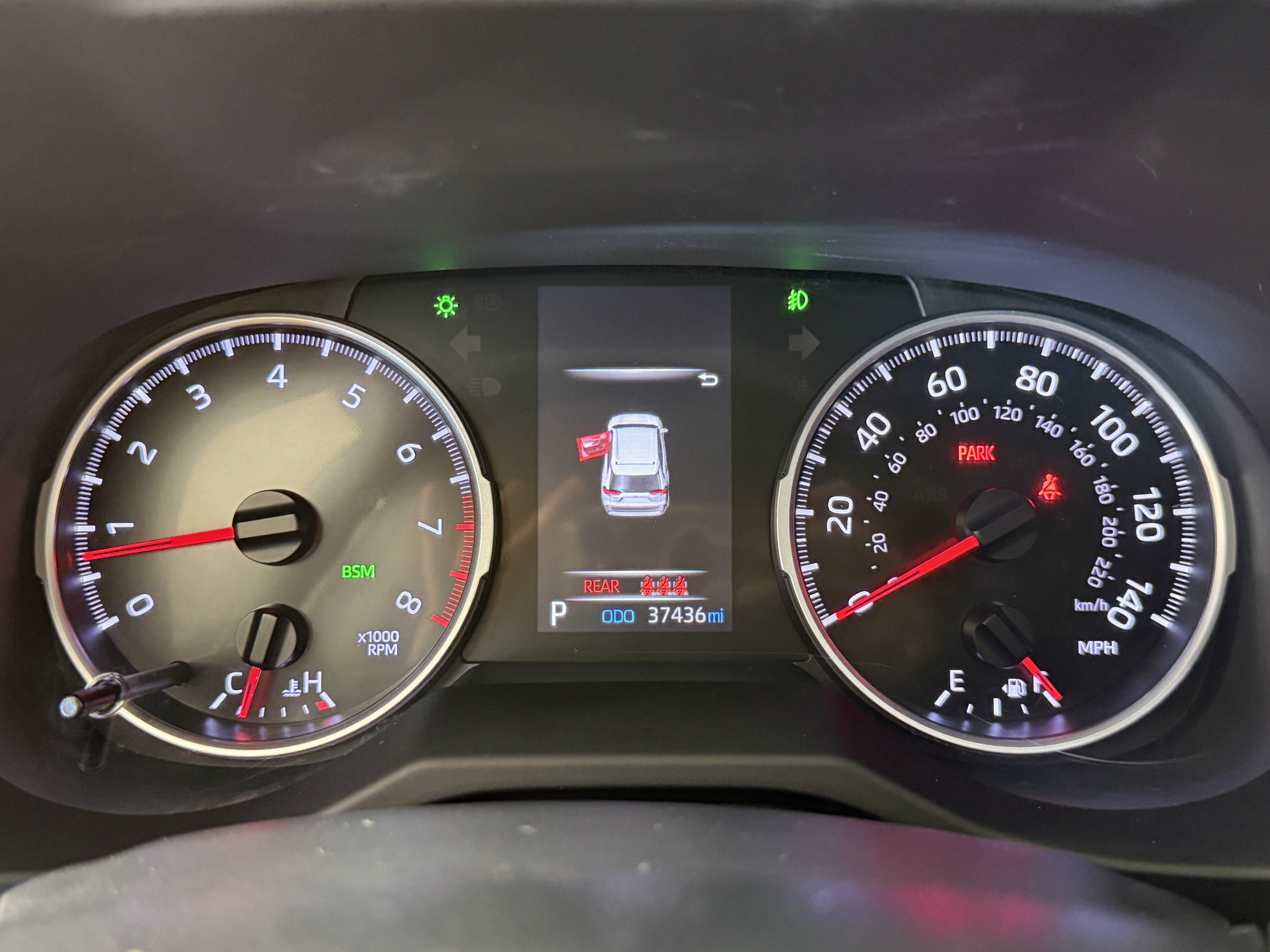 Used 2021 Toyota RAV4 XLE Premium FWD image 27