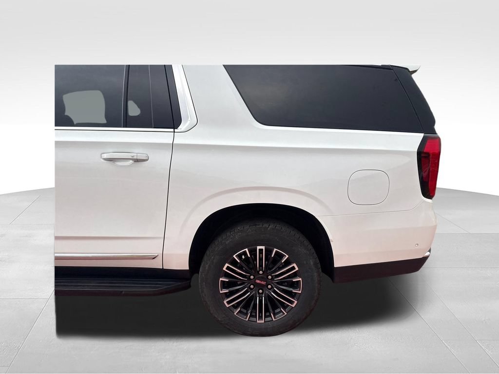 Used 2025 GMC Yukon XL Elevation AWD/4WD image 39