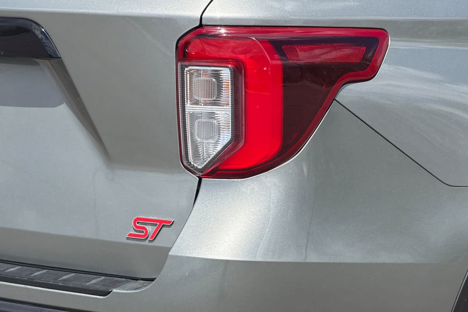 Certified 2020 Ford Explorer ST w/ ST Street Pack AWD/4WD image 29