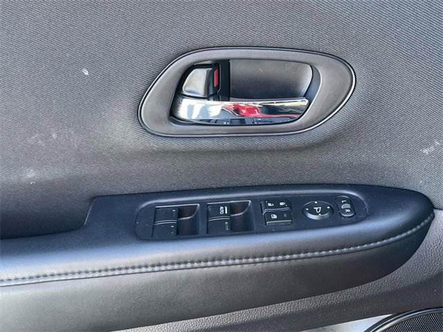 Used 2022 Honda HR-V Sport image 15