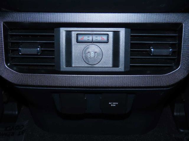 Certified 2024 Ford F350 Platinum image 25