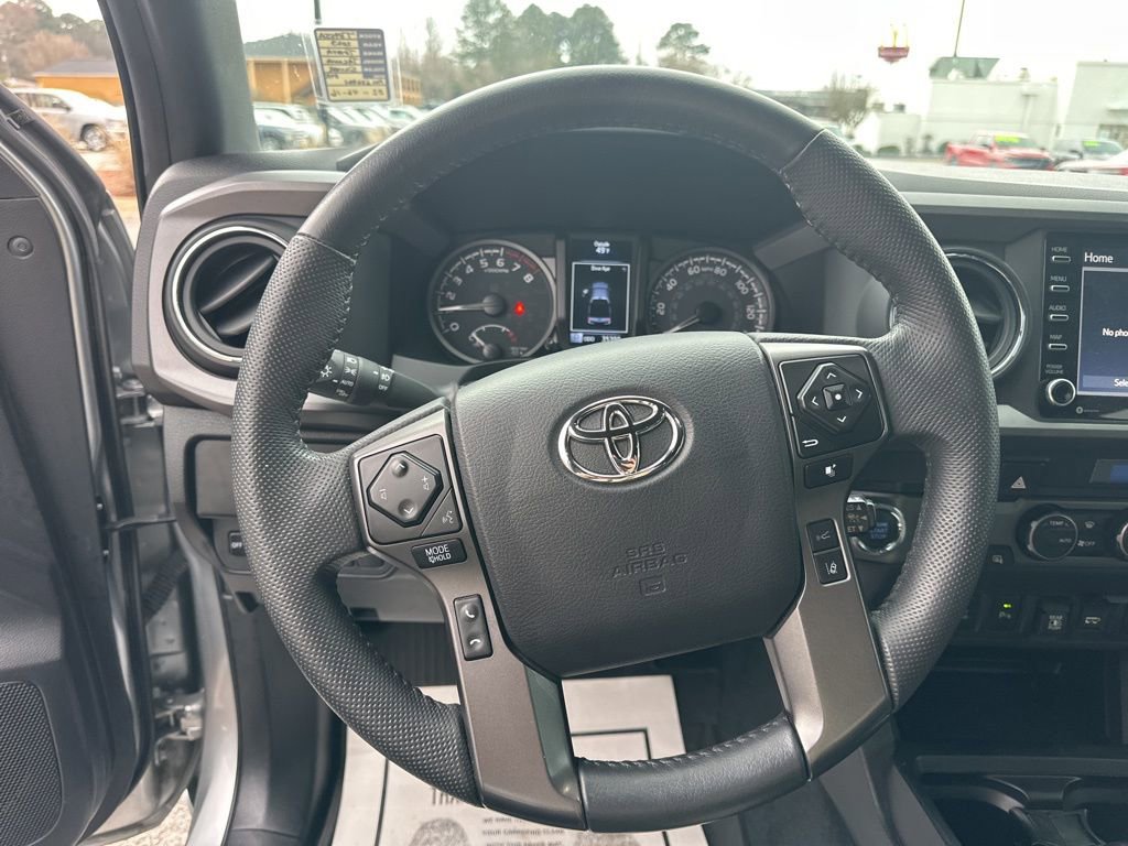 Used 2023 Toyota Tacoma TRD Sport w/ Technology Package AWD/4WD image 14