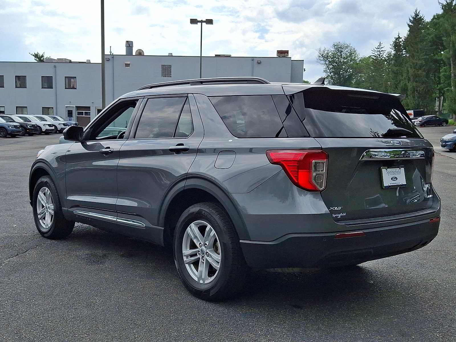 Certified 2023 Ford Explorer XLT AWD/4WD image 4