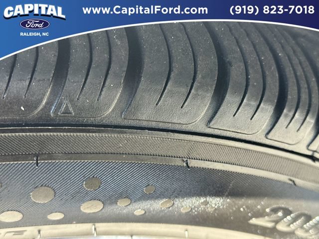 Used 2025 Nissan Sentra SV FWD image 14