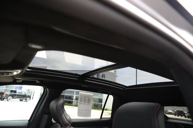 Used 2024 Jeep Wagoneer Launch Edition AWD/4WD image 17