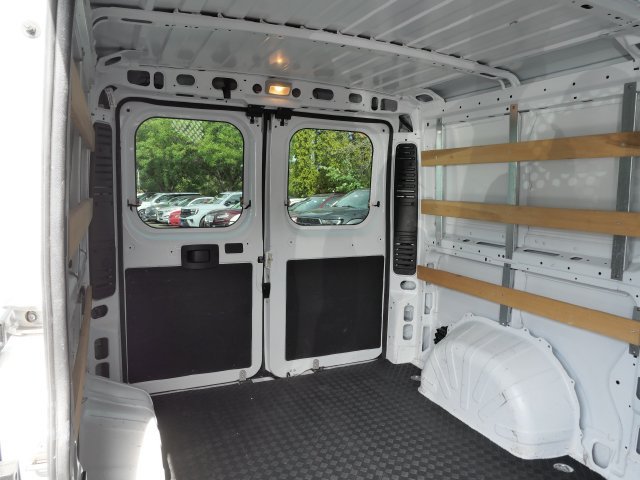 Used 2025 RAM ProMaster 2500 w/ U-Haul Equipment Group FWD image 12