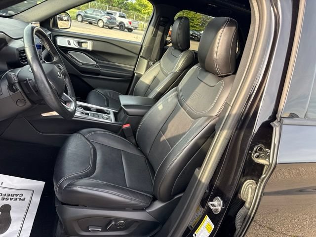 Certified 2020 Ford Explorer ST w/ Premium Technology Package AWD/4WD image 21