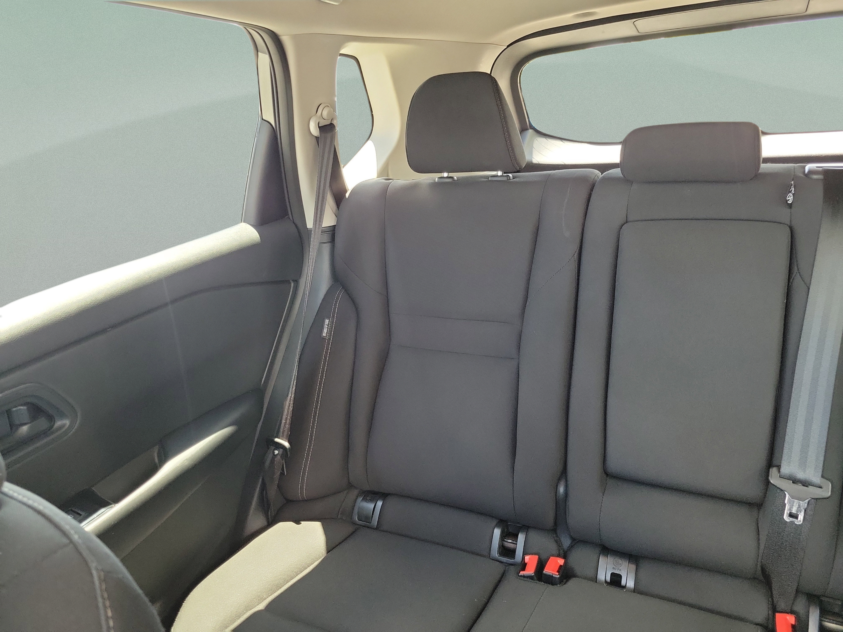 Used 2024 Nissan Rogue S AWD/4WD image 8