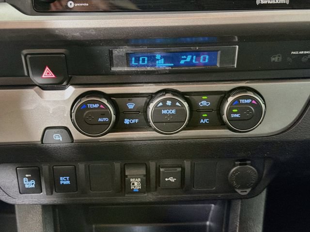 Used 2022 Toyota Tacoma SR5 w/ Technology Package RWD image 18