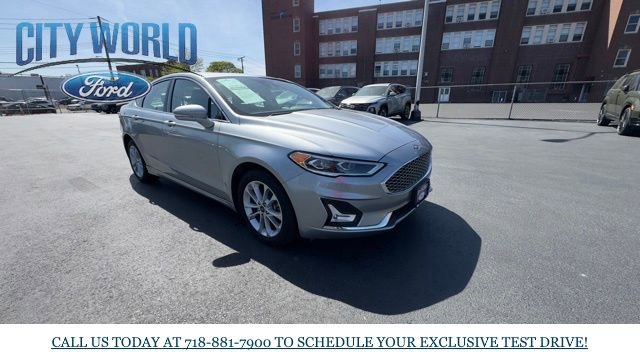 Certified 2020 Ford Fusion Energi Titanium image 8