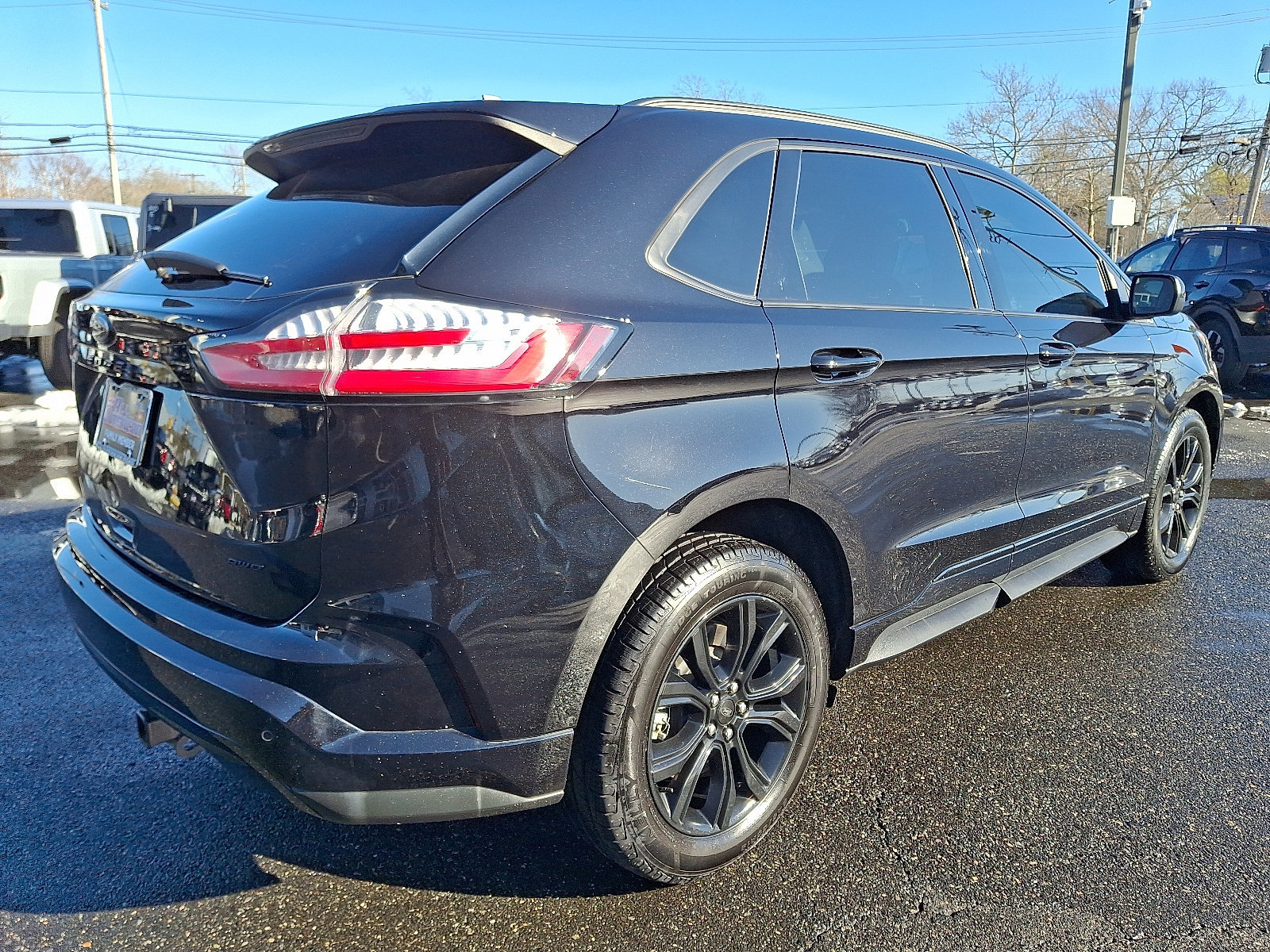 Certified 2022 Ford Edge SE w/ Black Appearance Package image 5
