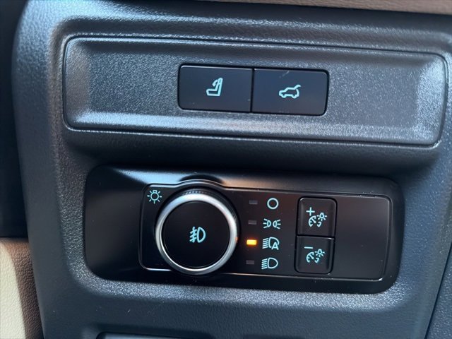 Certified 2023 Ford Expedition Limited image 17