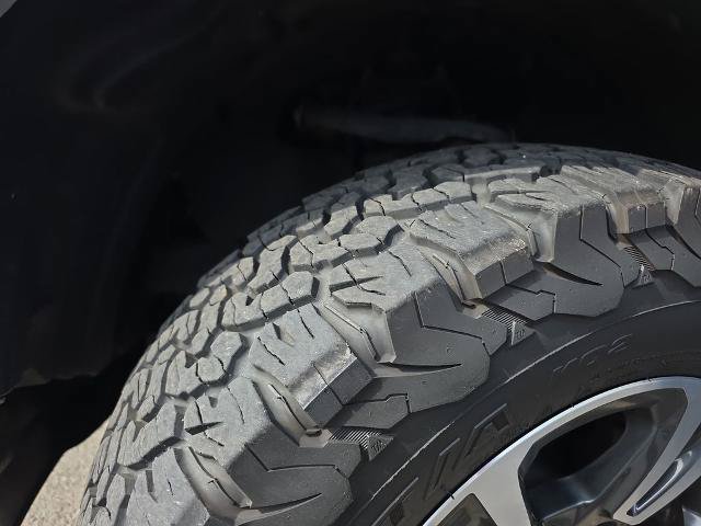 Used 2019 Toyota Tacoma TRD Sport AWD/4WD image 38