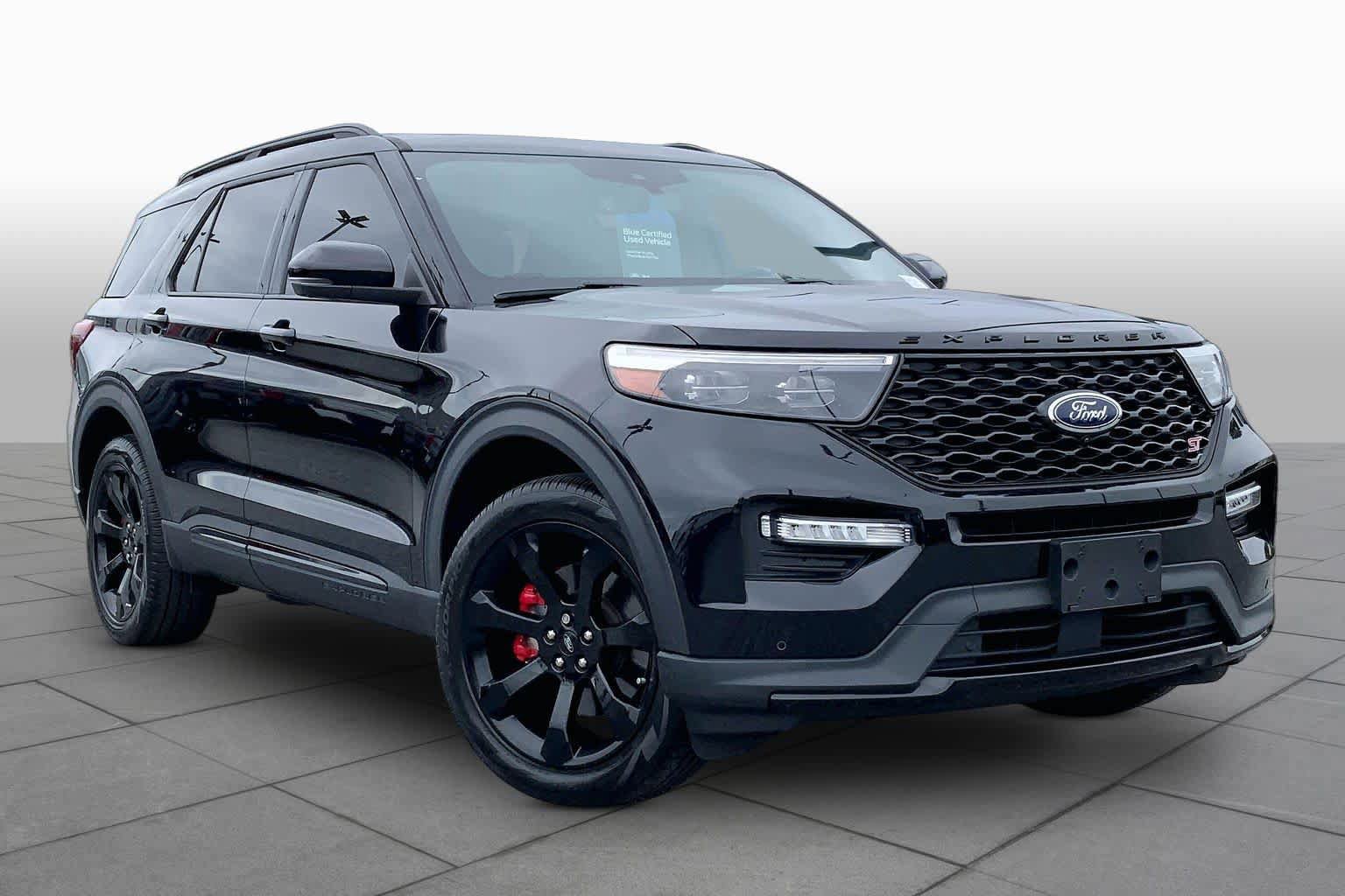 Certified 2023 Ford Explorer ST w/ Equipment Group 401A AWD/4WD image 3