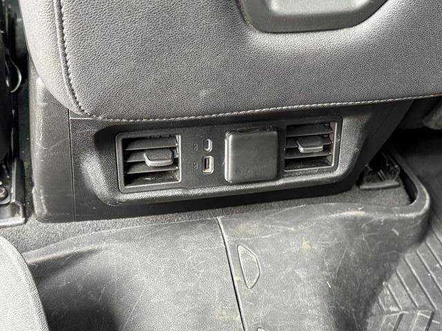 Used 2024 Chevrolet Silverado 1500 LT AWD/4WD image 9