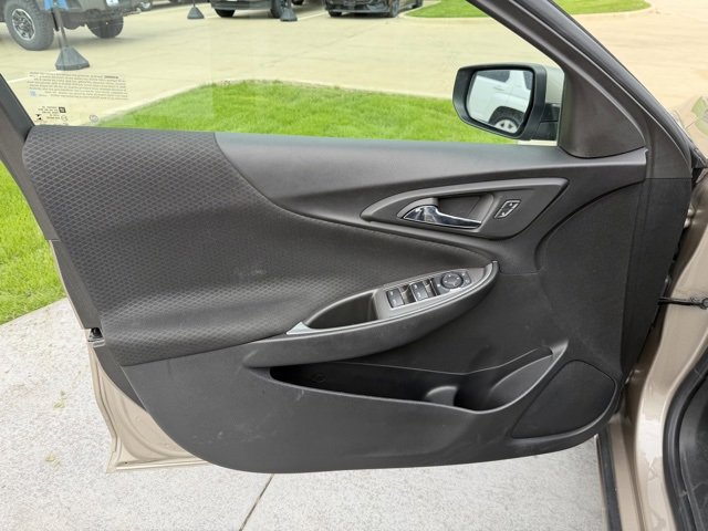 Used 2023 Chevrolet Malibu LT image 8