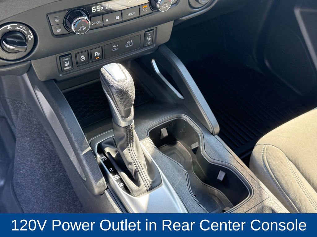 Used 2022 Nissan Frontier SV image 18