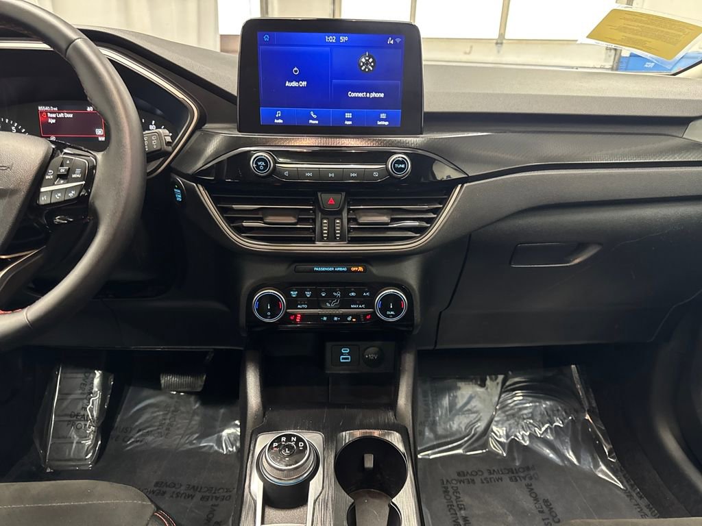 Certified 2022 Ford Escape SEL w/ SEL Stealth AWD Package image 18